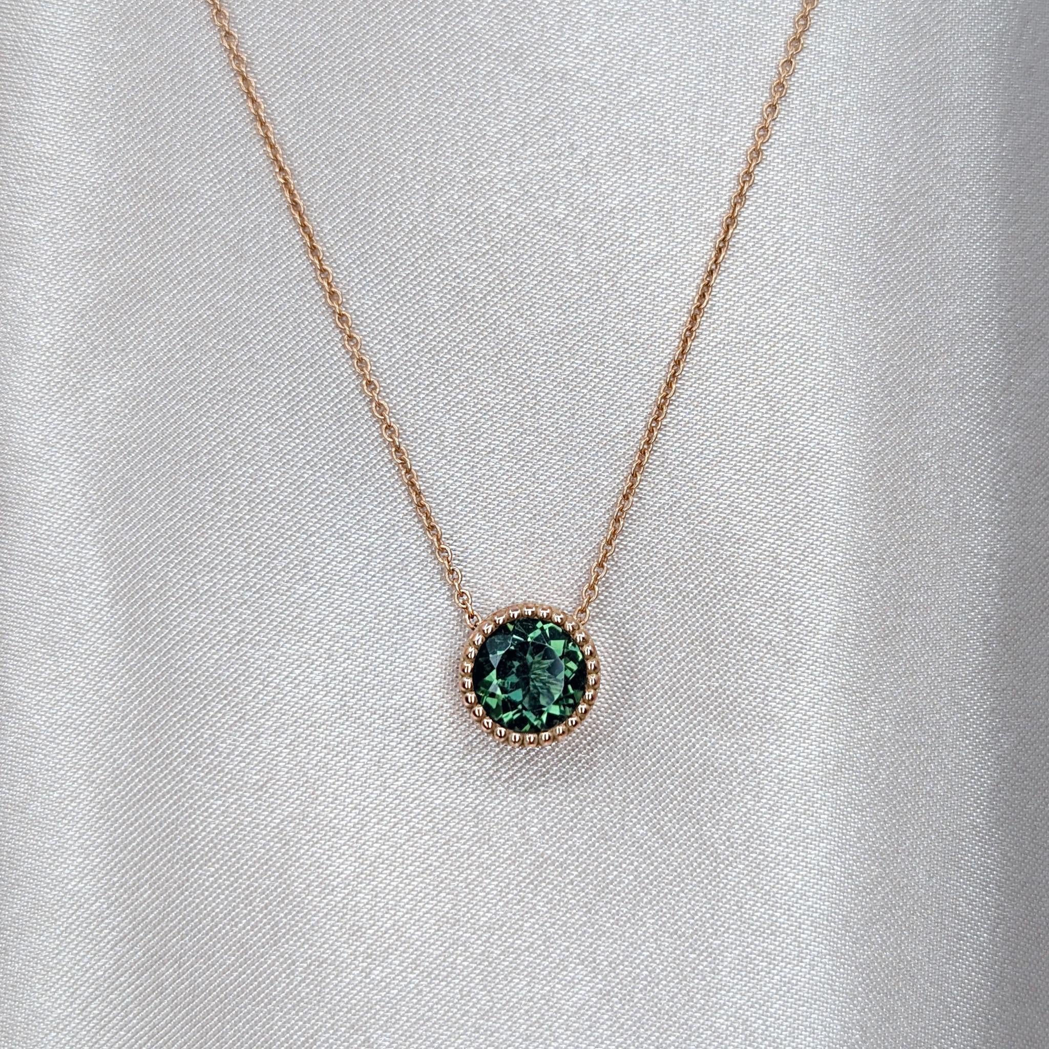 Green tourmaline stone gold necklace