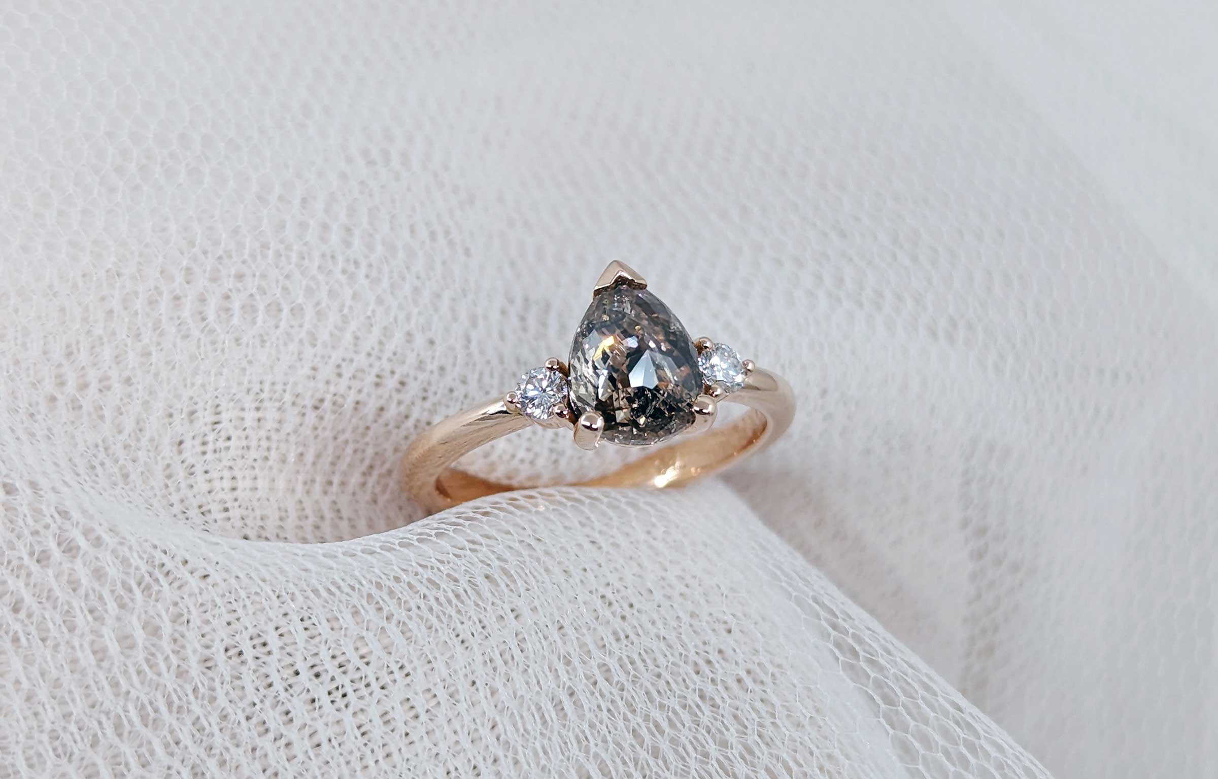 The Ultimate Guide: Designing a unique engagement ring