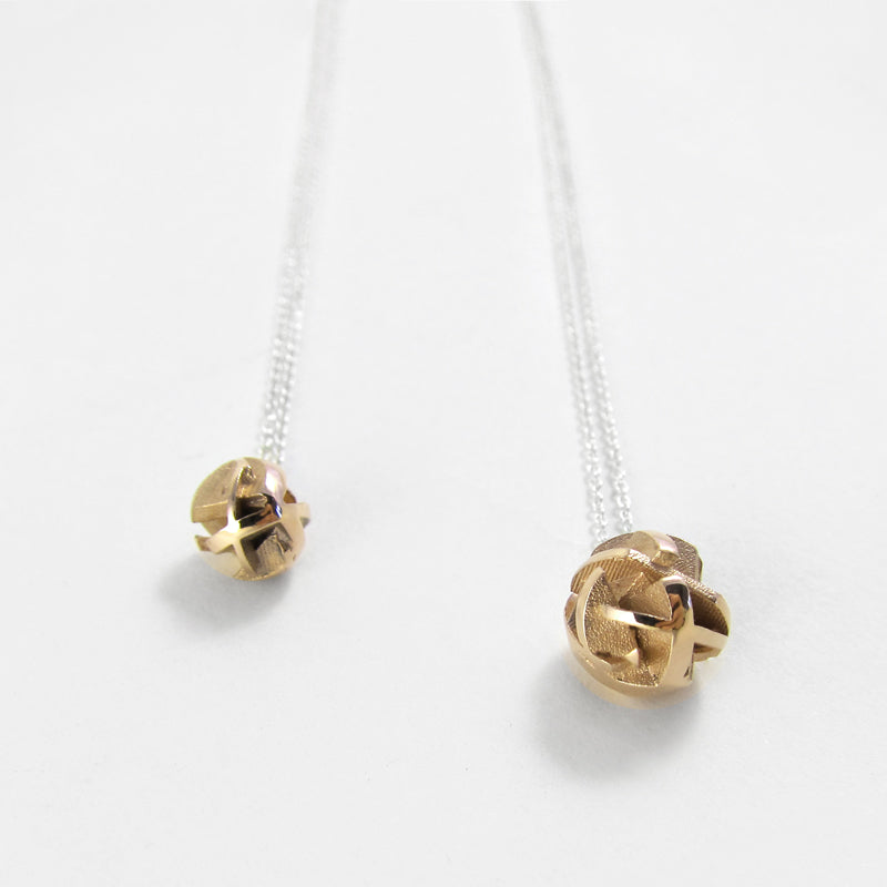 mini and midi 3D printed yellow gold necklace