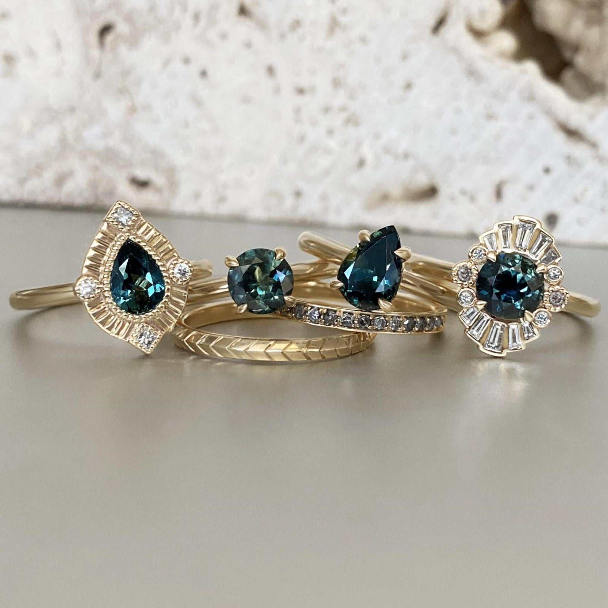 Alternative sapphire engagement rings AURA collection 