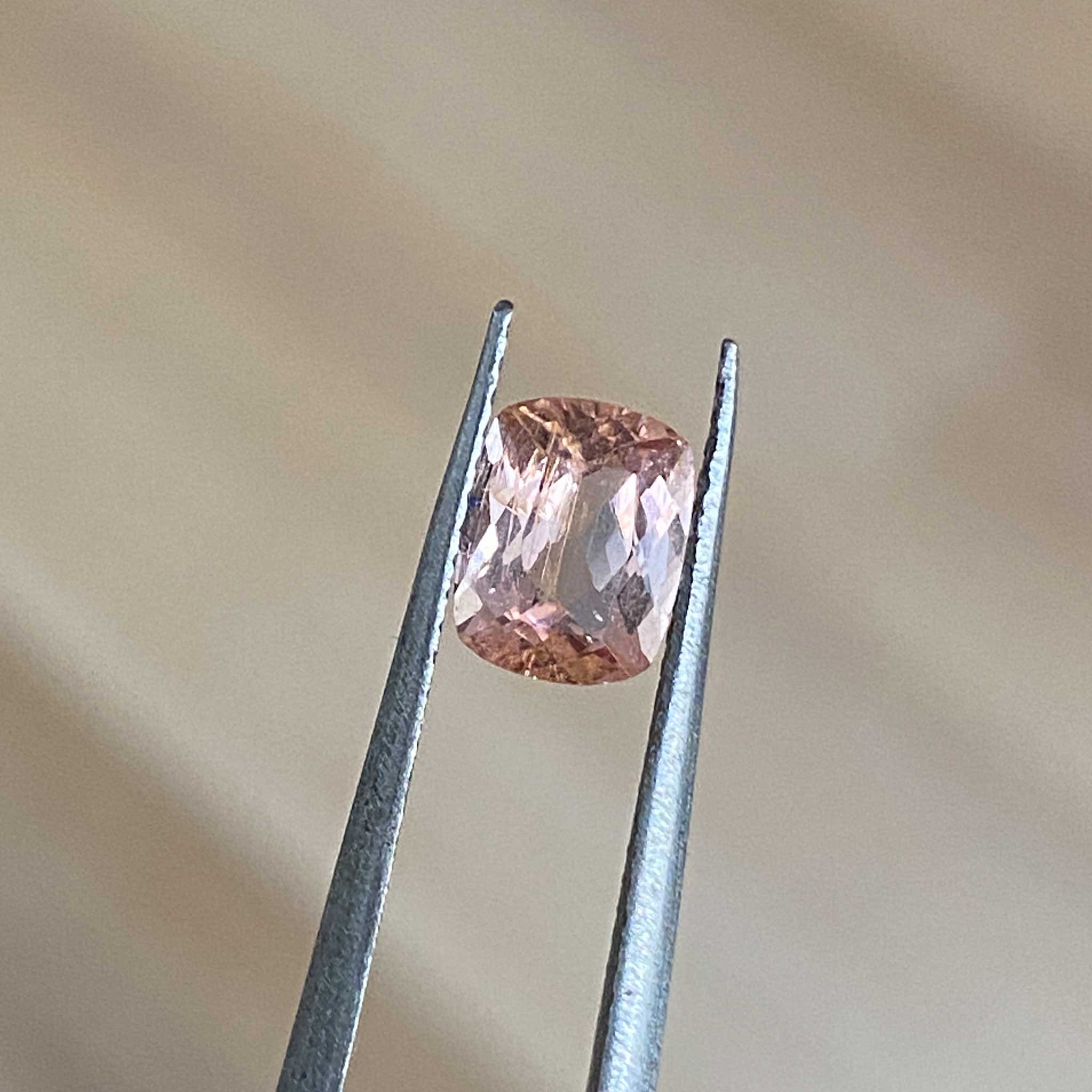 Cinnamon Peach - 6.7 x 5.2mm | Cushion tourmaline