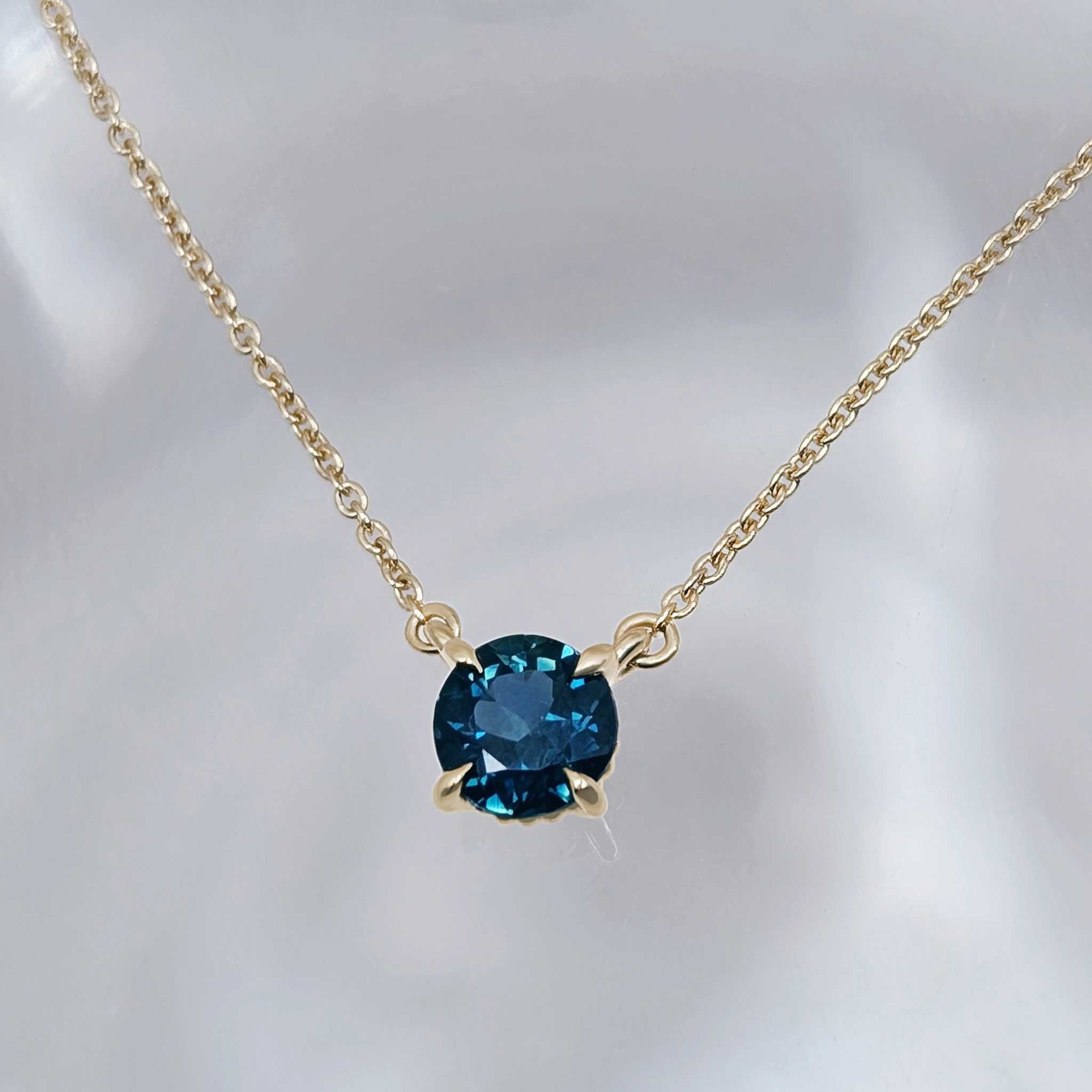 Teal parti Australian sapphire, ethically made necklace