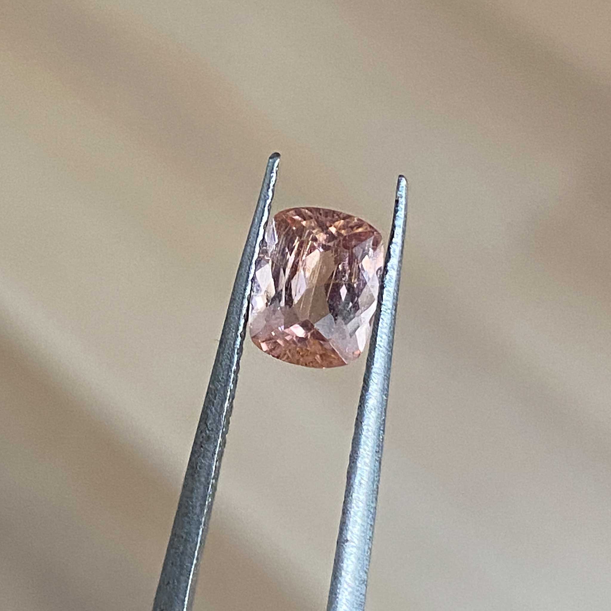 Cinnamon Peach - 6.7 x 5.2mm | Cushion tourmaline