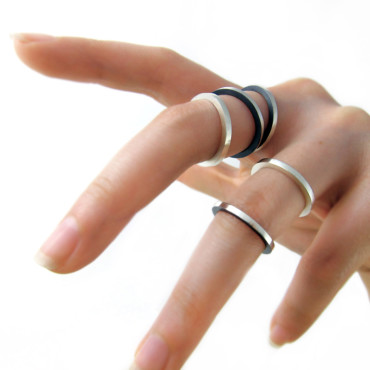 Shadow stacking rings in sterling silver
