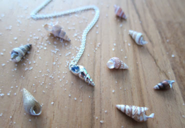 Custom made sapphire and silver beach necklace with seashells