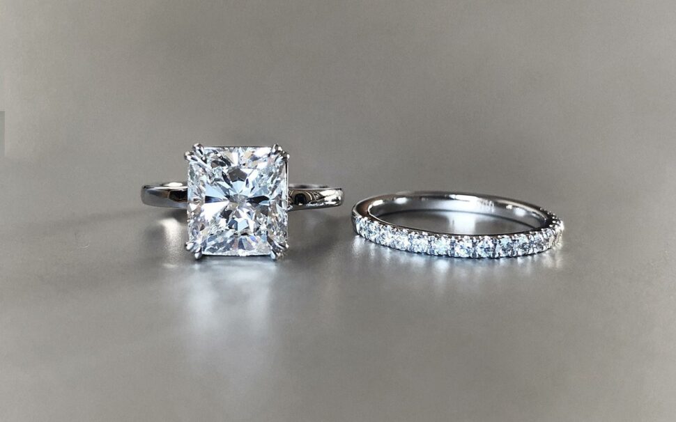 3ct-cushion-cut-diamond-18ct-white-gold-engagement-ring