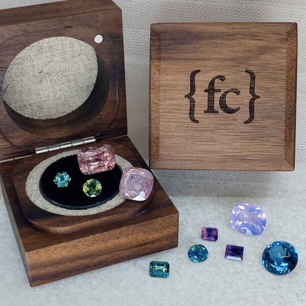 Gem Gifting in sustainable wooden jewellery boxes